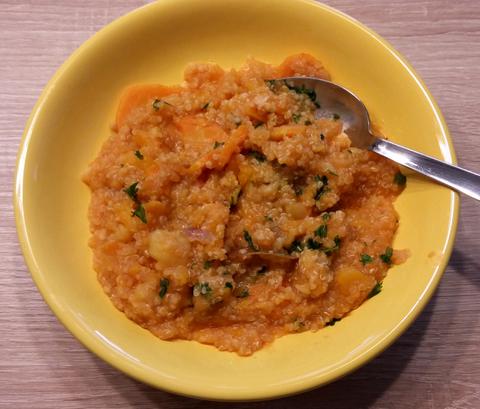 Eintopf mit Quinoa und Kürbis