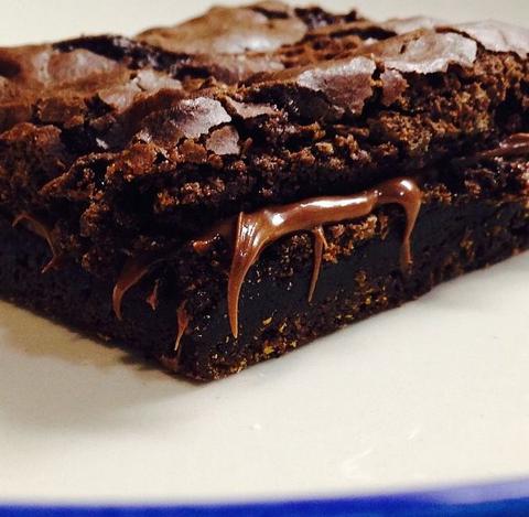 Brownie stuffed with hazelnut cream
