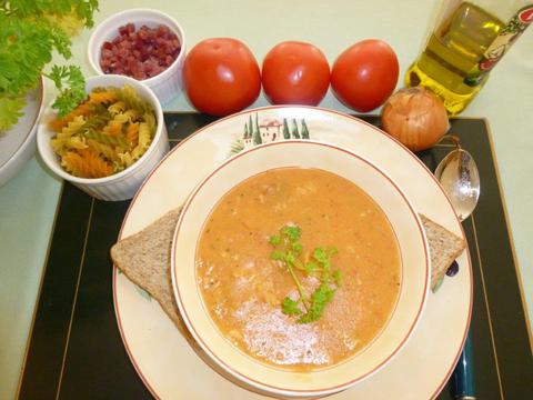 Noodles in Tomato Sauce