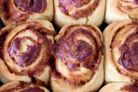 Cheese & Vegemite scrolls