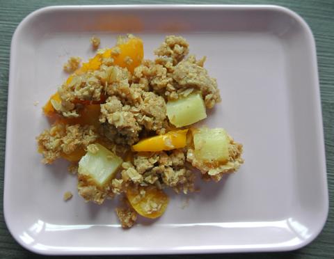 Crumble mit Dosenfrüchten