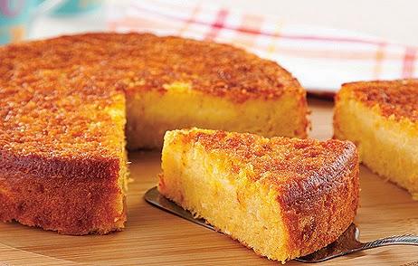 Bolo de fubá com ricota