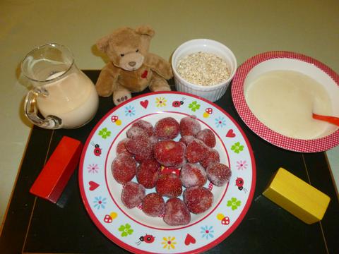 Porridge with Strawberries (from 6 months)