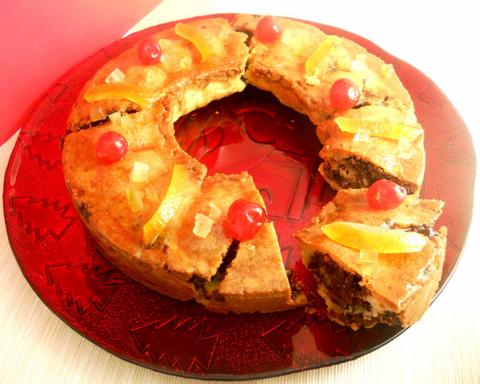 Buccellato (Sicilian Christening cake)