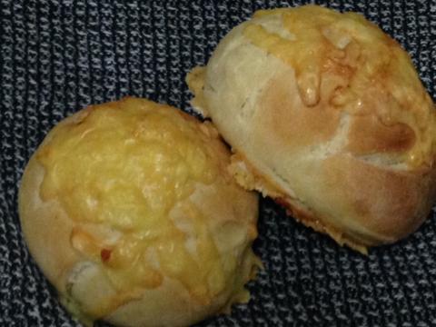 Cheesy White Bread Rolls