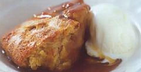 Self Saucing Caramel Pudding