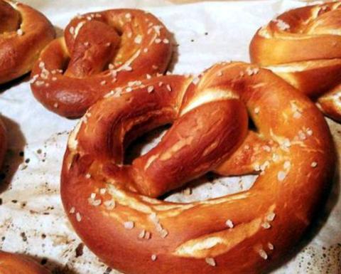 Graziella's “Brezel” (German Bread)