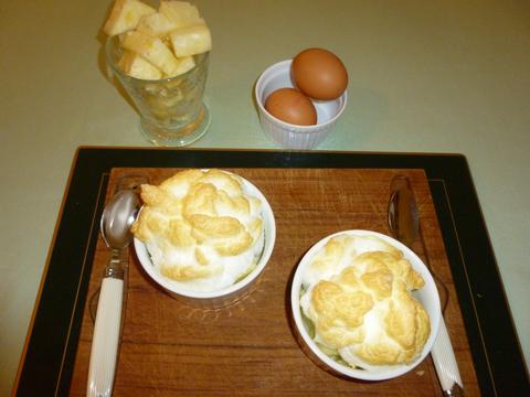 Baked Pineapple Meringue Ice