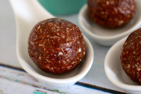 GUILT-FREE PEANUT BUTTER BROWNIE BLISS BALLS