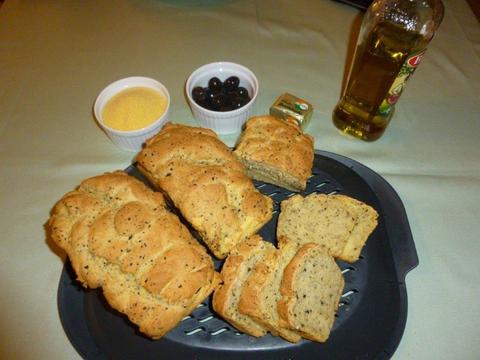 Spanish Cornmeal Bread with Olives