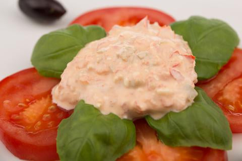 Red Pepper & Olive Spread