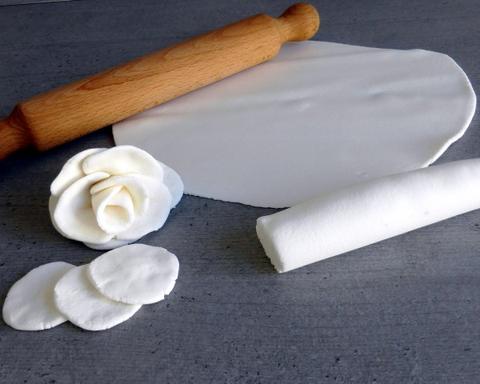 Giulia's Sugar Dough