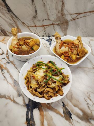 Herbal Steamed Cod Fish and Aromatic Cordyceps Flower Chicken Soup