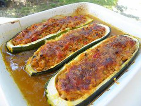Zucchini stuffed with tuna