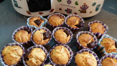 Muffins with marzipan