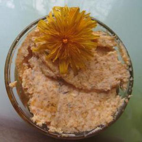 Dandelion butter - sweet