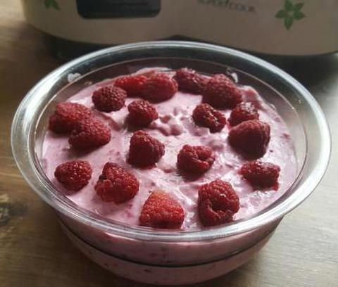 Raspberry quark dessert