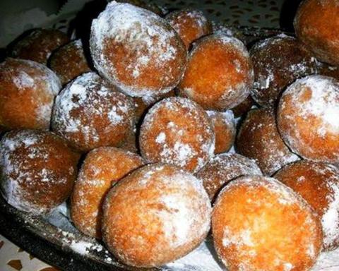 Bruna's  “Arrubiolus” Fried Ricotta Desserts
