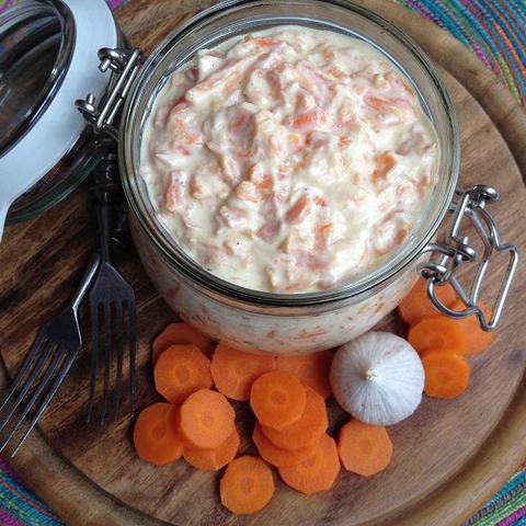 Carrot and yogurt dip