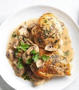 Chicken with sparkling wine