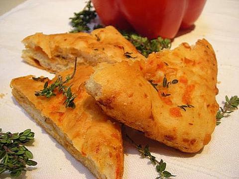 Focaccia with oregano and goat cheese