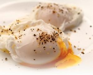 Huevos escalfados