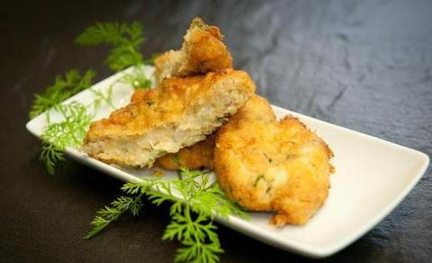 Pataniscas de bacalhau