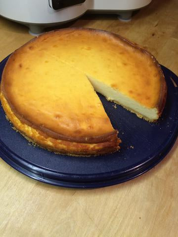 Käsekuchen auf Zwiebackboden