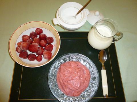 Erdbeer-Eis vegan