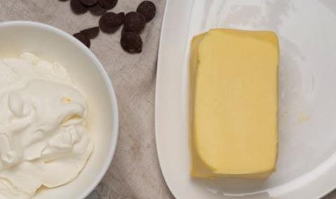 HOMEMADE BUTTER