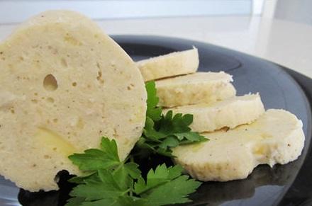Колбаса из индейки с сыром