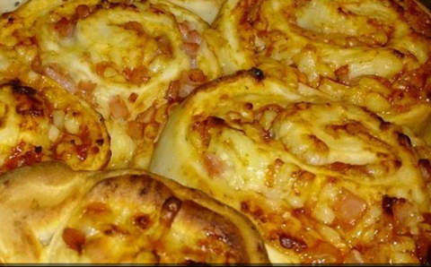 Lunchbox Pizza Scrolls
