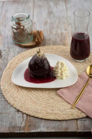 PEARS IN RED WINE
