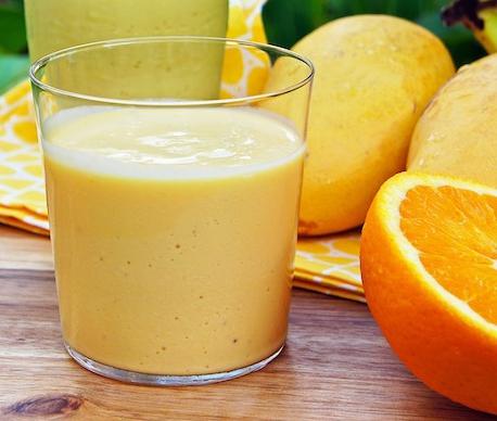 Orange mango juice