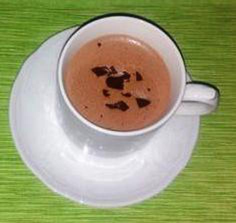 heiße Schokolade mit Amaretto