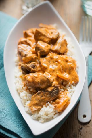 BEEF IN PEPERONATA SAUCE