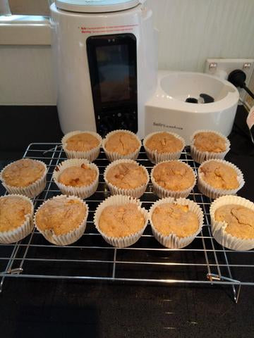 Apple and Maple Syrup Muffins