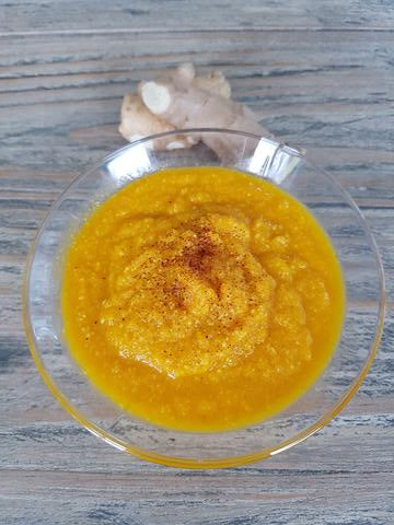 Carrot soup with chili and ginger