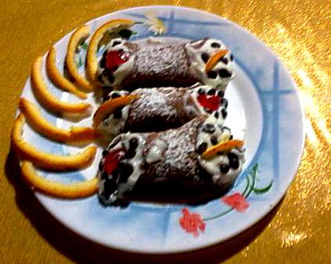 Angela's Sicilian Cannoli