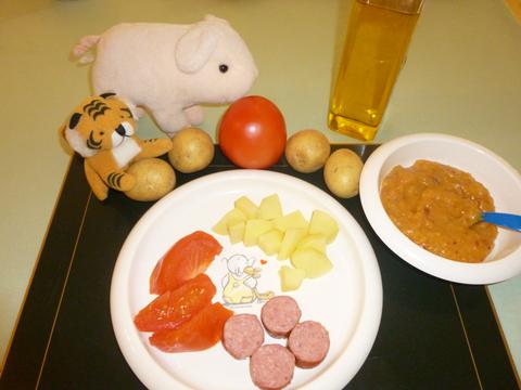 Potato-Tomato-Mash  with Vienna Sausages (from 8 months)
