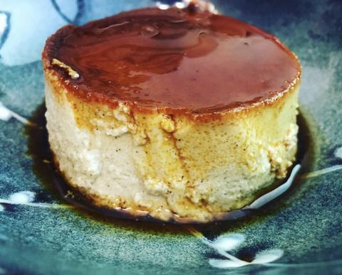 Coconut flan without milk