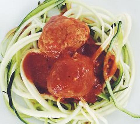 Puttanesca Meatballs on Zoodles