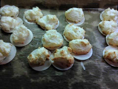 Coconut macaroons