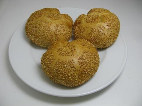 Sesambrötchen