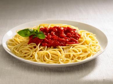 Salsa de tomate y albahaca