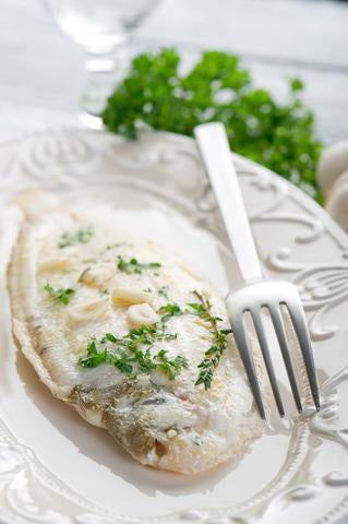 FILETS DE SOLE SAUCE AU VIN BLANC