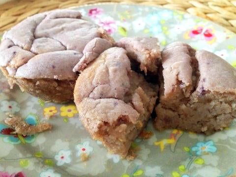 Applesauce Blueberry Muffins