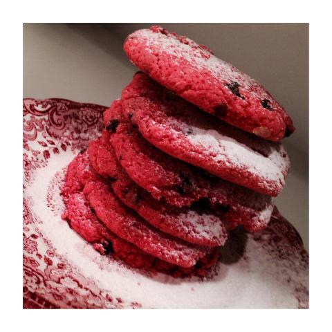 RED VELVET COOKIES