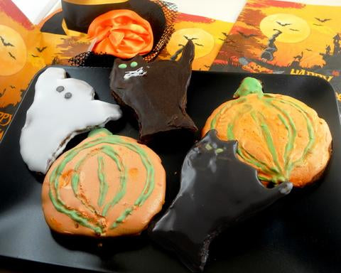 Halloween Cookies with Hazelnuts