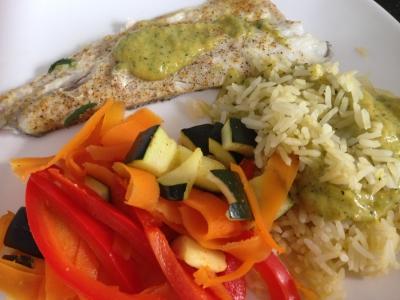 FILET DE BAR SAUCE AUX COURGETTES et riz de Laine